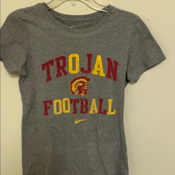 USC Trojan football Nike T-shirt women’s medium - Picture 1 of 2